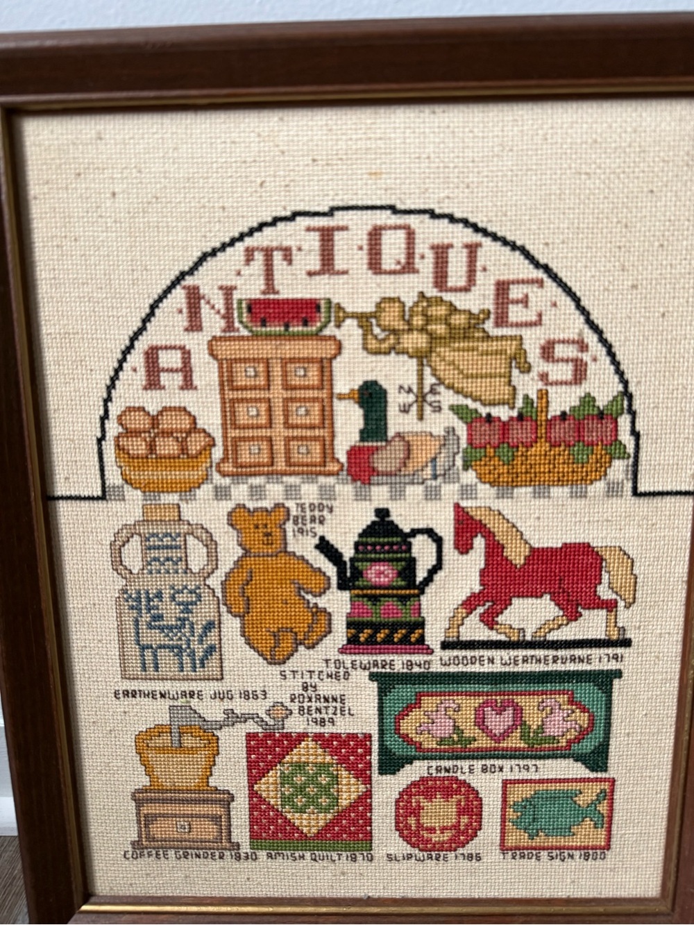 VTG Suzanne Mather Framed Cross Stitch Antique Motif Sampler 1988 Duck Animals - Picture 3 of 6